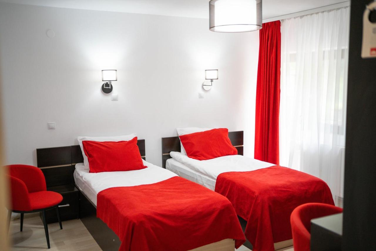 Piscul Negru Hotel - Transfagarasan Cumpana  ภายนอก รูปภาพ