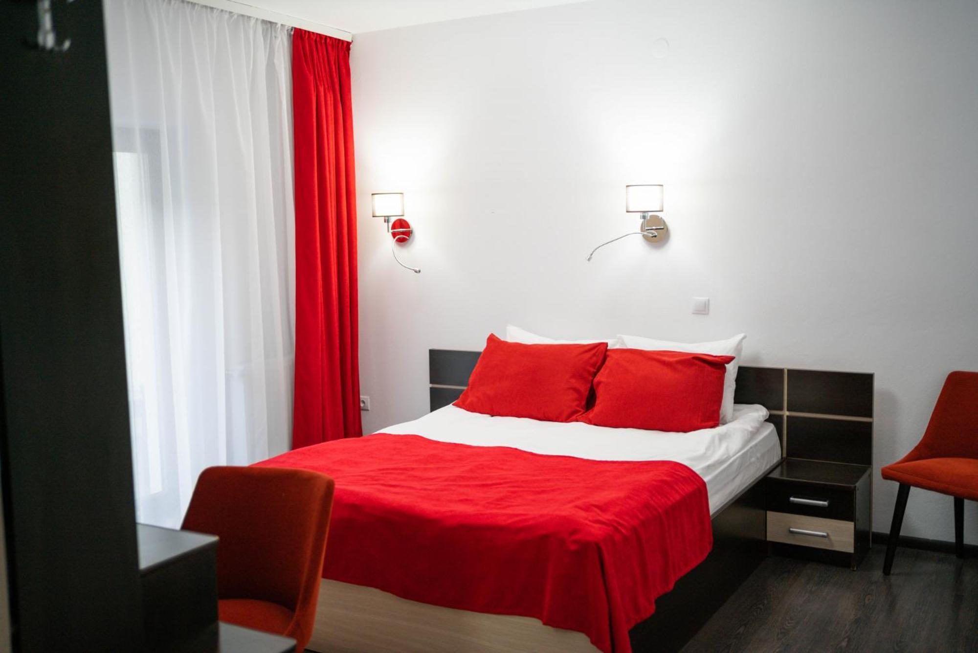 Piscul Negru Hotel - Transfagarasan Cumpana  ภายนอก รูปภาพ