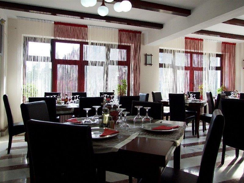 Piscul Negru Hotel - Transfagarasan Cumpana  ภายนอก รูปภาพ
